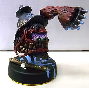 MAD SCULPTURES MONSTER MINI STATUE [RED]